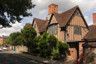 The WalkTalkShow.co.uk – Guided Tour of Stratford upon Avon