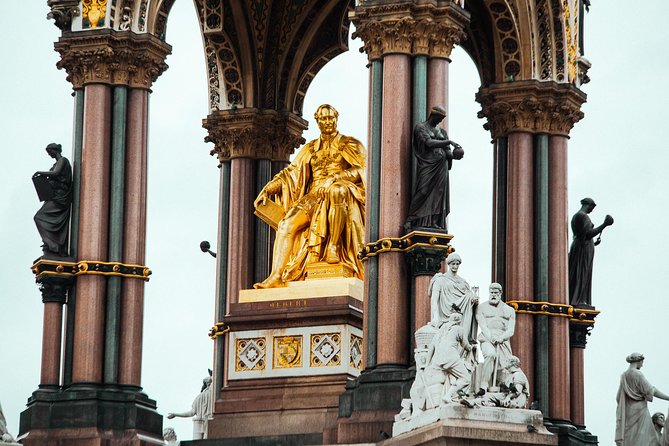 Treasures of London: The Royal Family Private Tour - The value of $137.80 per person