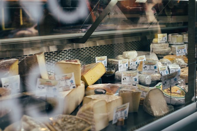Ultimate London Cheese Crawl : Guided Food Tour - From Green Park Station into Mayfair