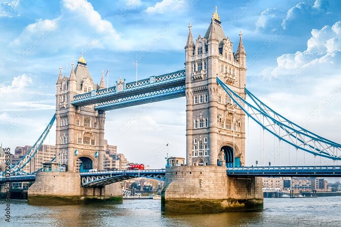 VIP Early Access: Opening Ceremony Tower of London & Bridge Entry - The pace, walking, and physical demands