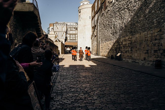 VIP Early Access Opening Ceremony Tower of London & River Cruise - Meeting point and arrival advice