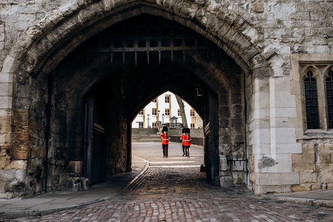 VIP Early Access Opening Ceremony Tower of London & River Cruise - Inside the Jewel House before the rush