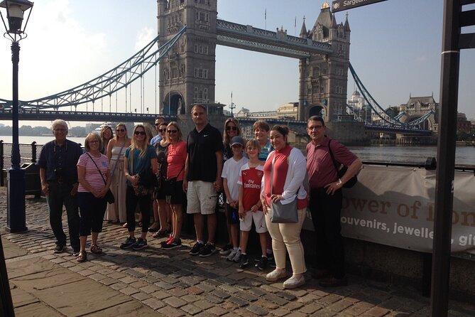 VIP Tower of London and Crown Jewels Tour with Private Beefeater Meet & Greet - The White Tower and the Royal Armouries