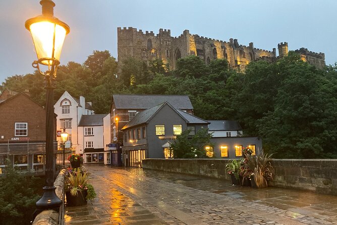 Walkabout Durham History Tour - Framwellgate Bridge and the first Cathedral view