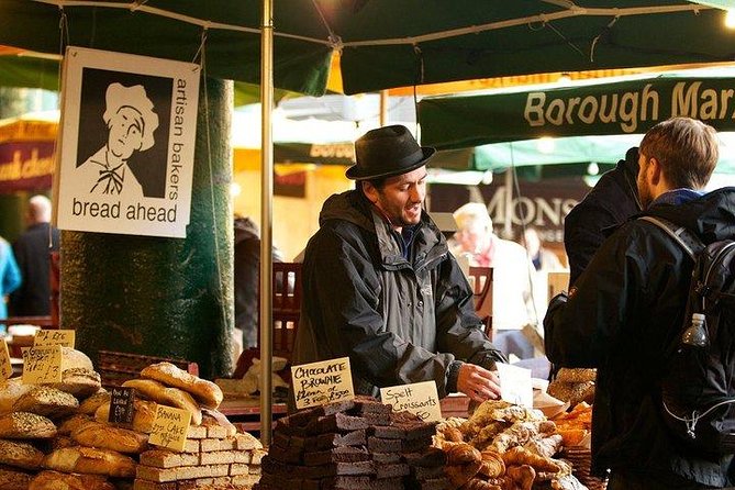 Walking Tour and Tasting at Indian Restaurant in London - Leadenhall Market and the City of London