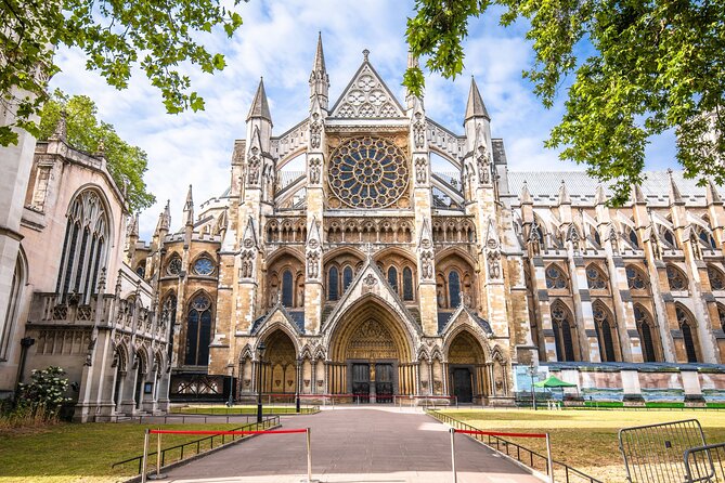 Walking Tour of London Westminster Abbey, Big Ben, Buckingham - Why this route works well for a first London visit
