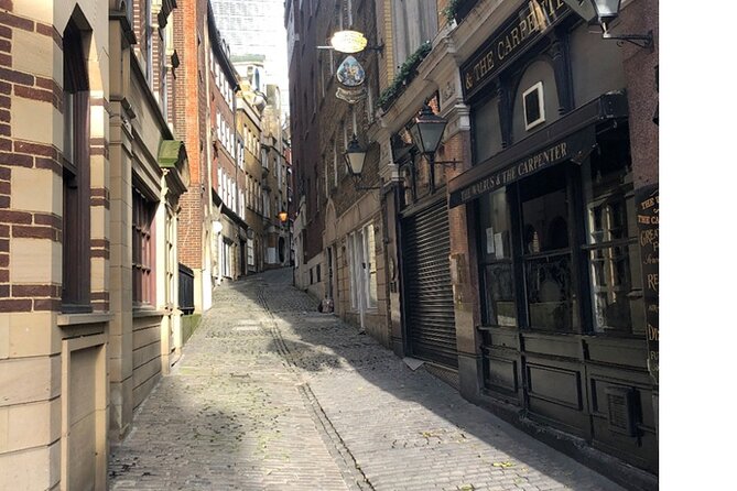 Walking Tours - Sights of London- price includes upto 10 people - The Bank of England and London’s financial heart