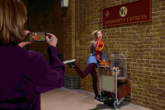 Warner Bros. Studio Tour London - The Making of Harry Potter and Oxford Day Trip - Oxford: one hour with the dreaming spires