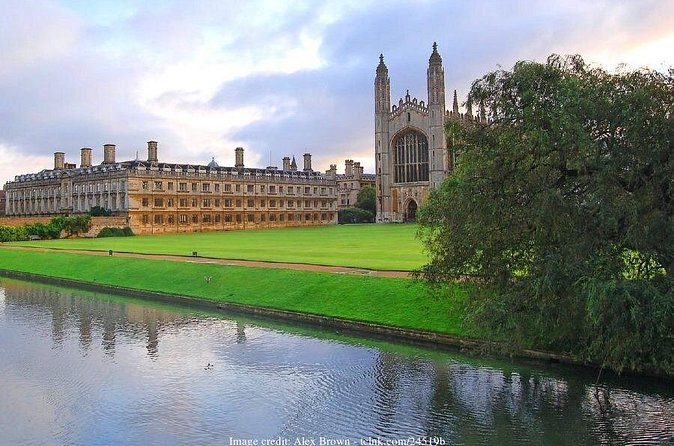 Welcome to Cambridge: Private Tour including King's College Chapel - Finishing with a Cambridge pub drink