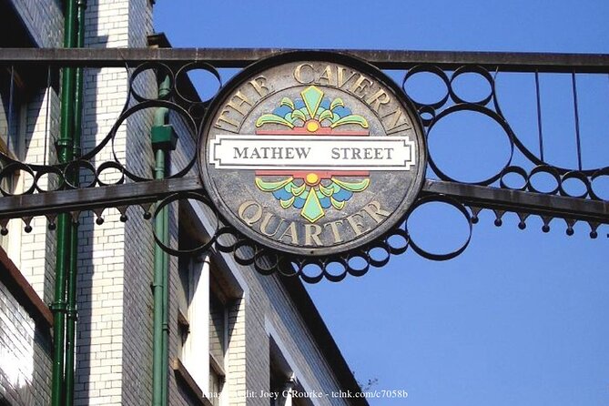 Welcome to Liverpool: Private Half-Day Highlights Walking Tour - Timing, walking, and meeting-point advice