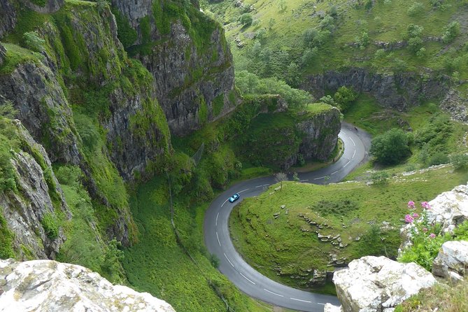 Wells, Cheddar Cheese and Cheddar Gorge - Private Day Trip from Bath - Lunch at an English Pub