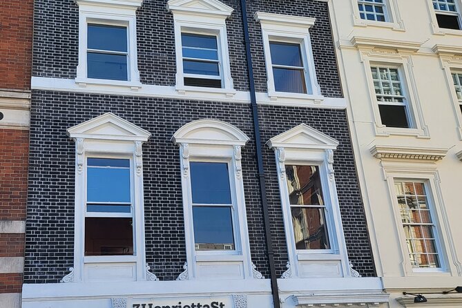 West End Highlights Walk with a Blue Badge Guide - The Strand connects two Londons