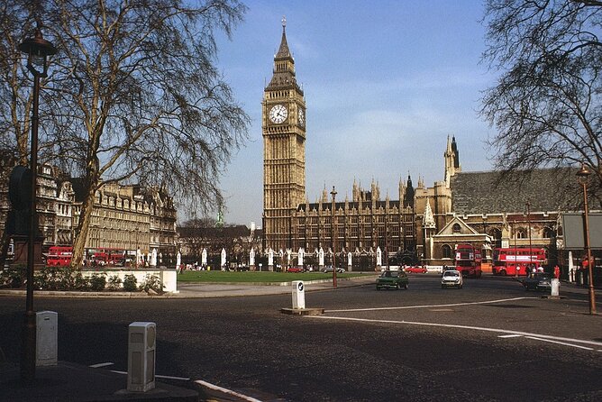 Westminster Abbey, Big Ben, Buckingham Guided Tour of London - Tothill Street: a small break at the right time