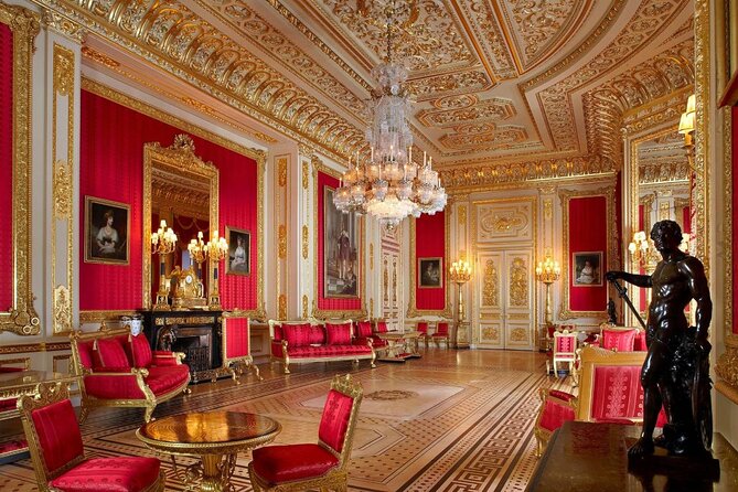 Windsor Castle Half Day Trip from London by Luxury Coach - Exploring the State Apartments and castle grounds
