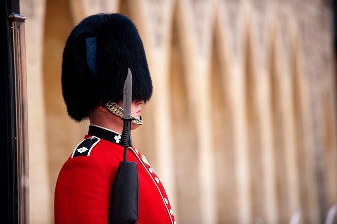 Windsor Castle, Stonehenge & Oxford Private Car Tour from London - Oxford: a guided walk through an old university city