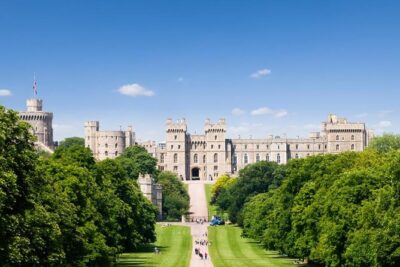 Windsor Castle Tour from London with Transportation & Audio Guide