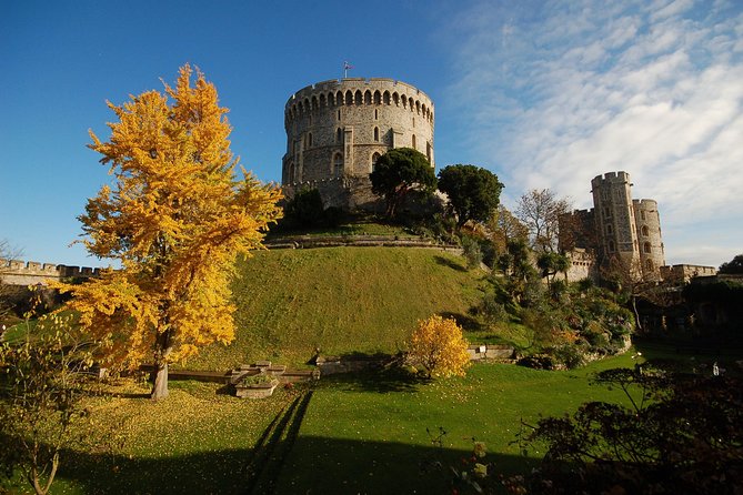 Windsor Castle Tour from London with Transportation & Audio Guide - Queen Mary’s Dolls’ House