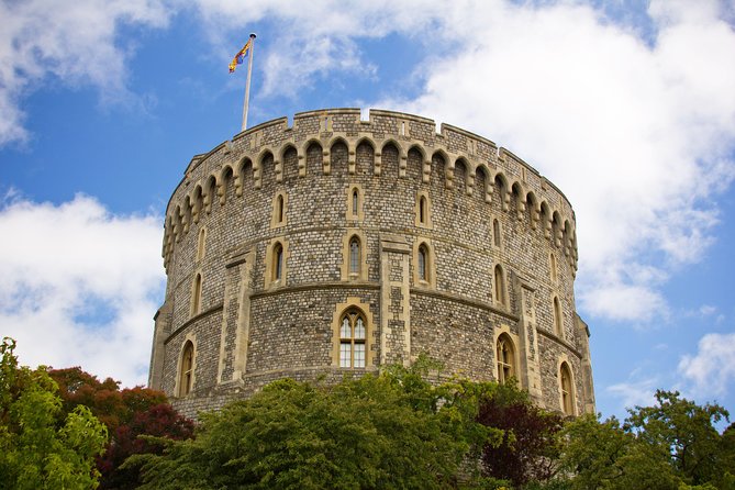 Windsor Castle Tour from London with Transportation & Audio Guide - What the $94.82 price really buys