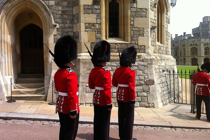 Windsor Day Trip from London with a Local: Private & 100% Personalized - Old Town streets, the riverfront, and a proper pub lunch