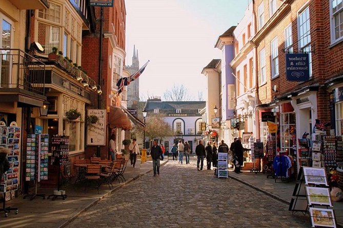 Windsor, Stonehenge and Bath Day Trip from London Spanish - Bath Abbey, Pulteney Bridge, and the Roman Baths