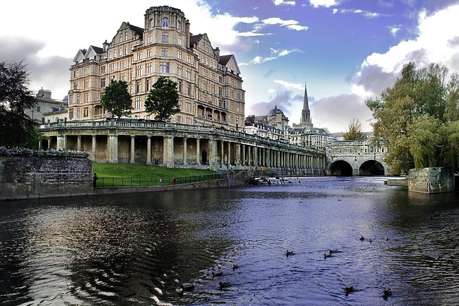 Windsor, Stonehenge and Bath Trip from London - Bath: Georgian streets, Roman water, and limited free time