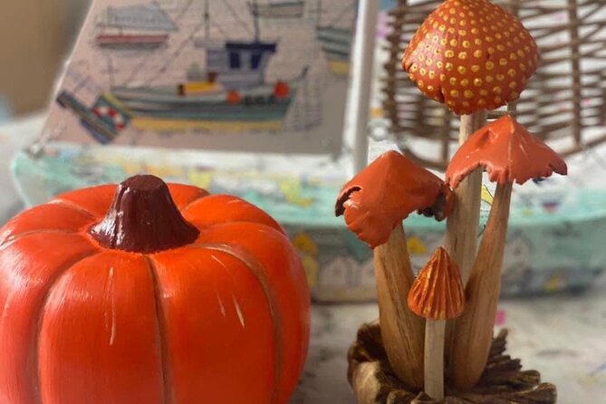 Wooden Duck Painting or Pottery Painting-Take item home same day - How the Experience Scores on Value