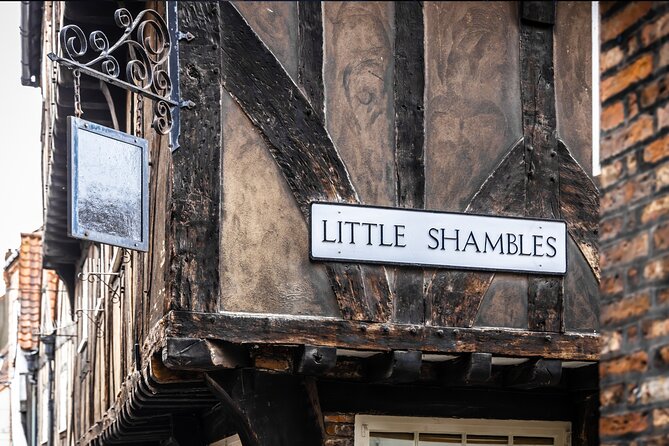 York Witches and History Walking Tour - Stonegate, the mystical street